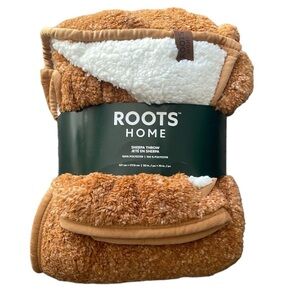 Roots Home - Soft Sherpa Throw Blanket